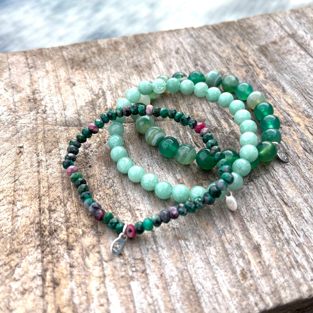 Lucky Stone armbånd - Jade blå/grøn/pink facetteret