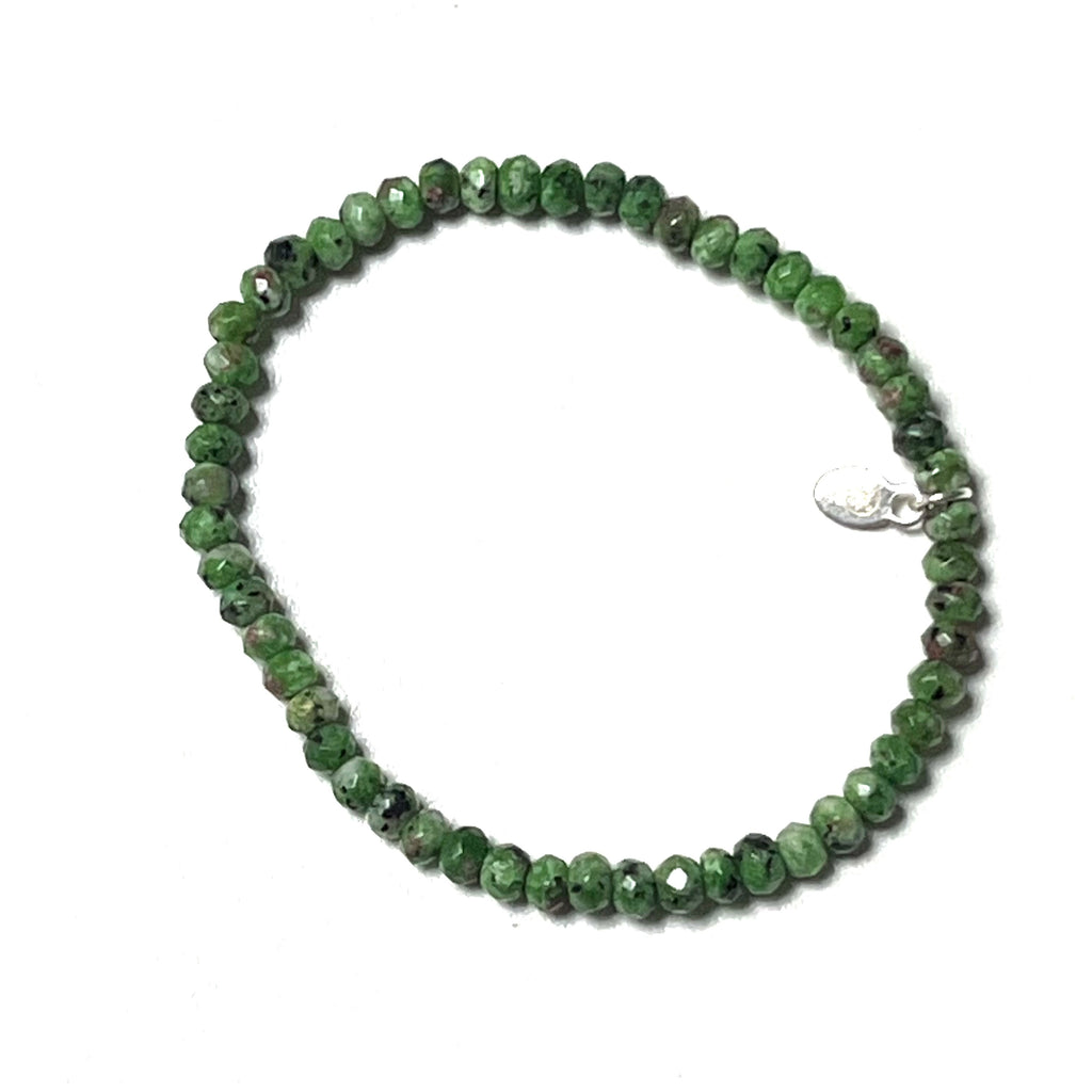 Lucky Stone armbånd - Jade lysegrøn facetteret