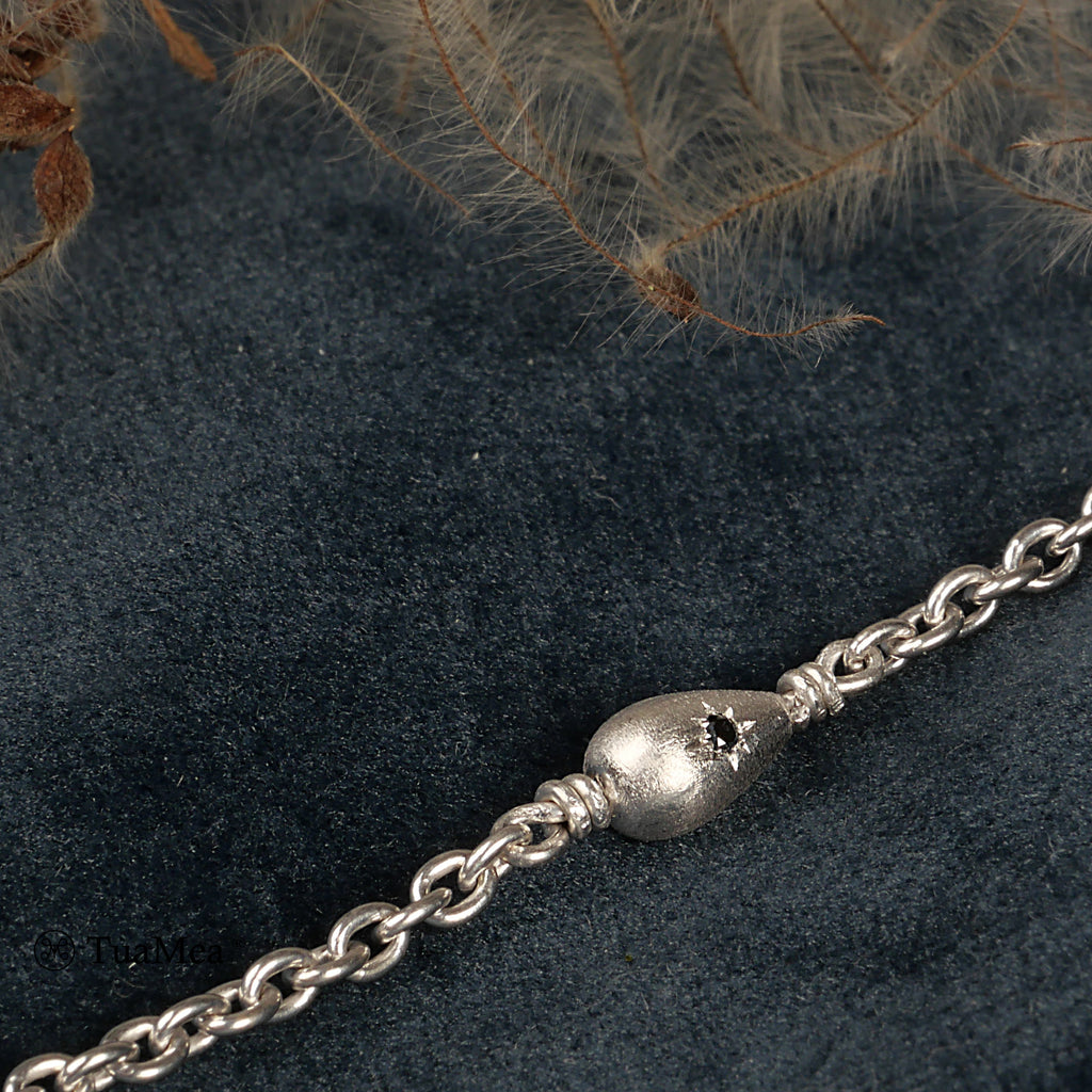 Drop armbånd, hvit / svart, 925s sølv